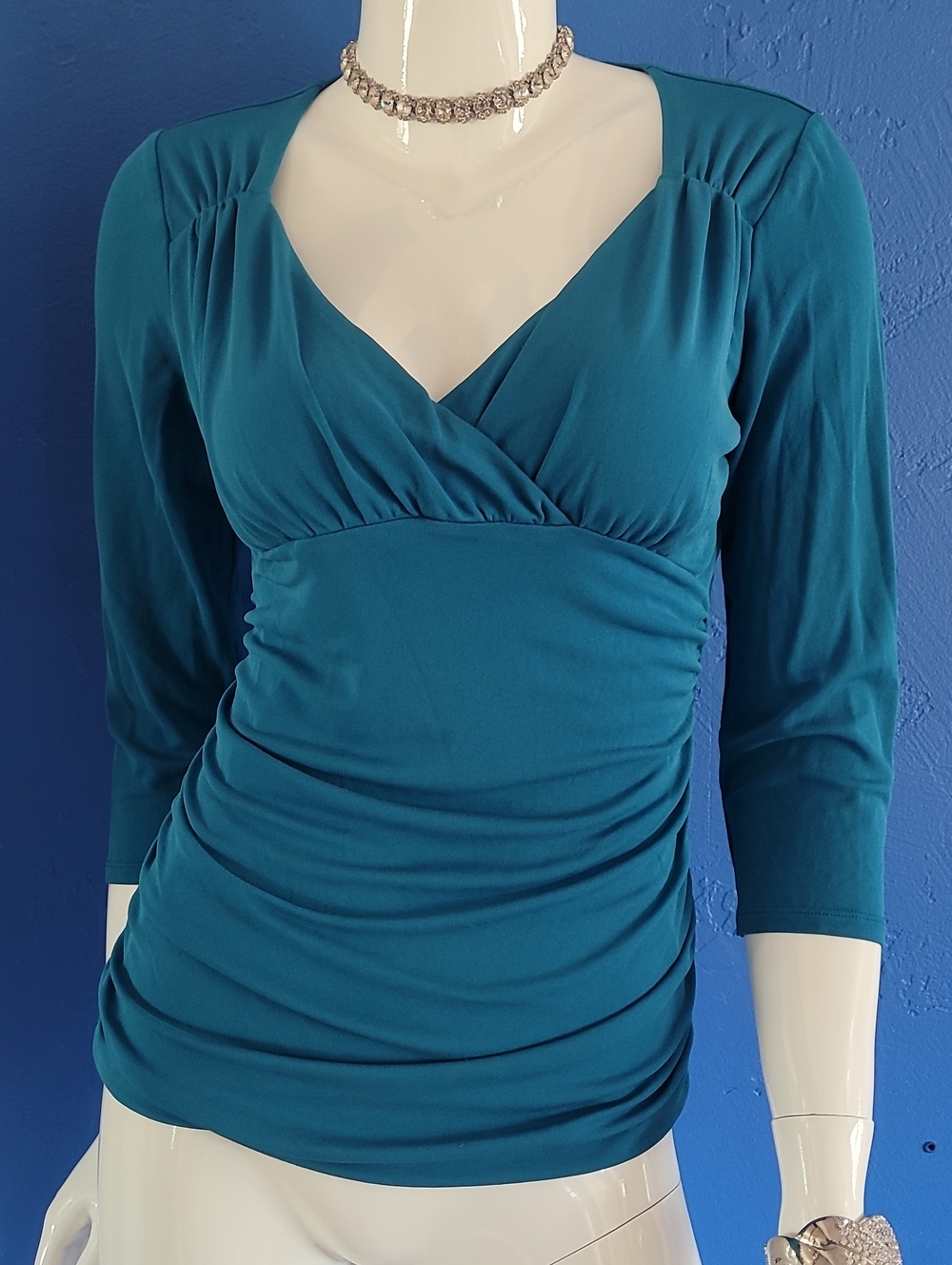 Classiques Entier Silk Teal Ruched Surplice Top M
